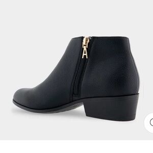 AEROSOLES Black Ankle Booties with Gold Zipper